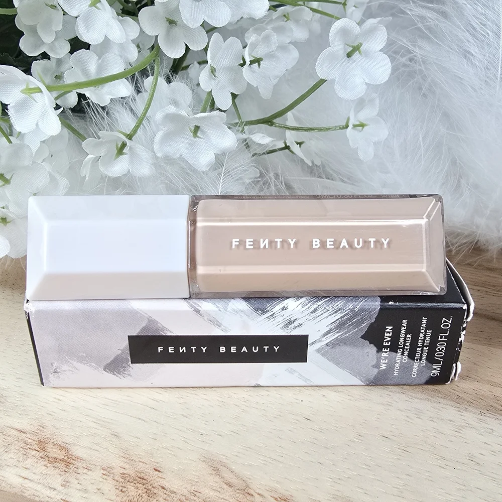 Fenty Beauty Hydrating Longwear Concealer We're Even Shade 150N Light Color New